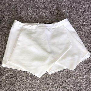 Missguided Shorts/ skort